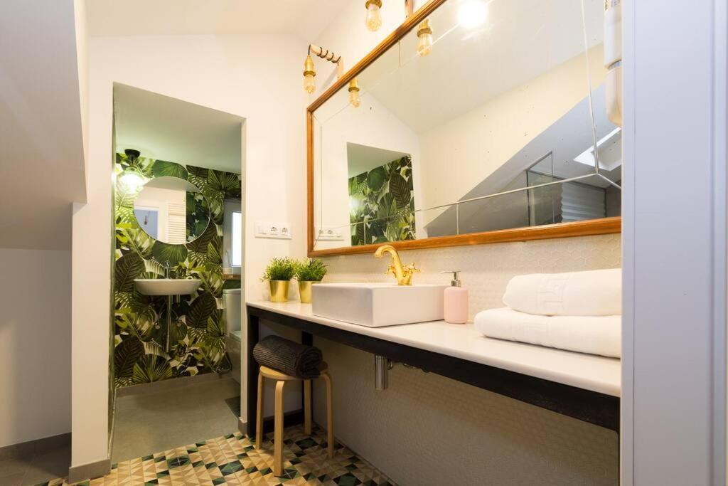 Apartamento Sweet Surrender Santander Exterior foto